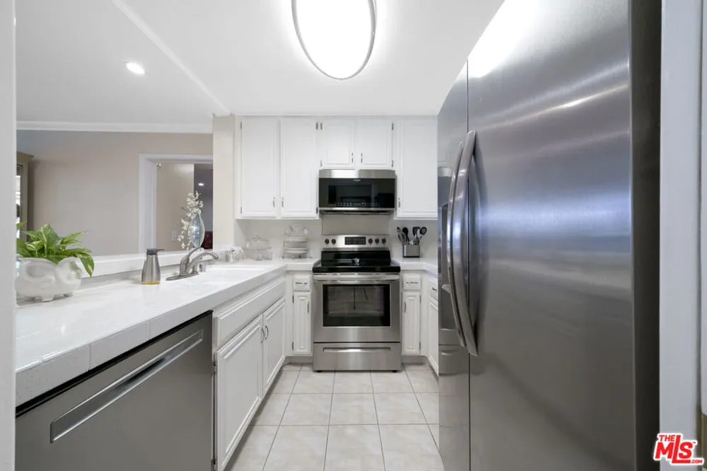 121 S Hope Street #431 Los Angeles, CA 90012