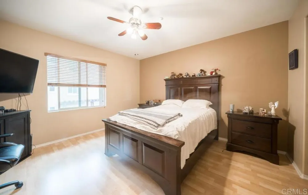 4096 Union Square Lane East San Diego, CA 92105