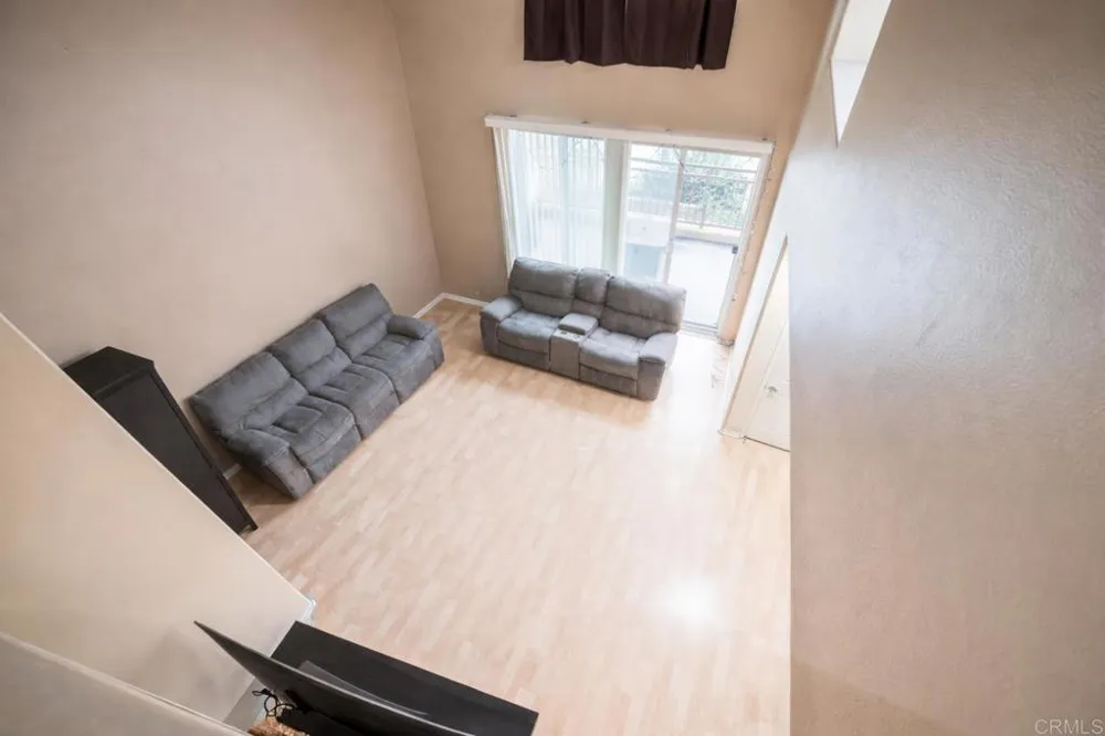 4096 Union Square Lane East San Diego, CA 92105