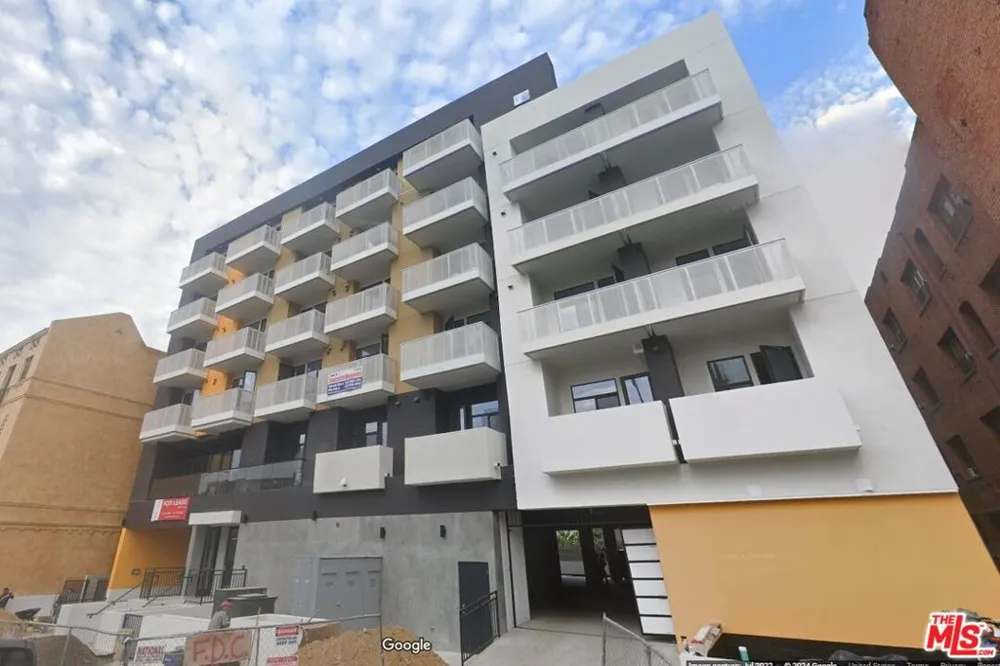 723 S St Andrews Place #507 Los Angeles, CA 90005
