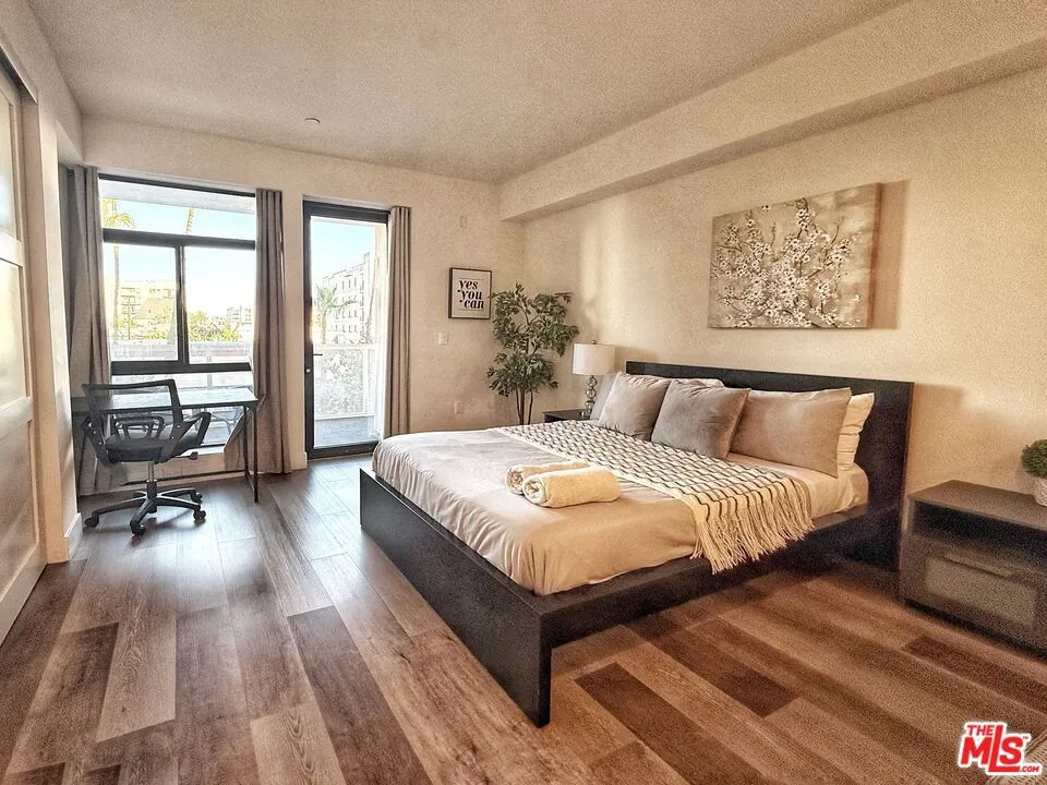 723 S St Andrews Place #508 Los Angeles, CA 90005