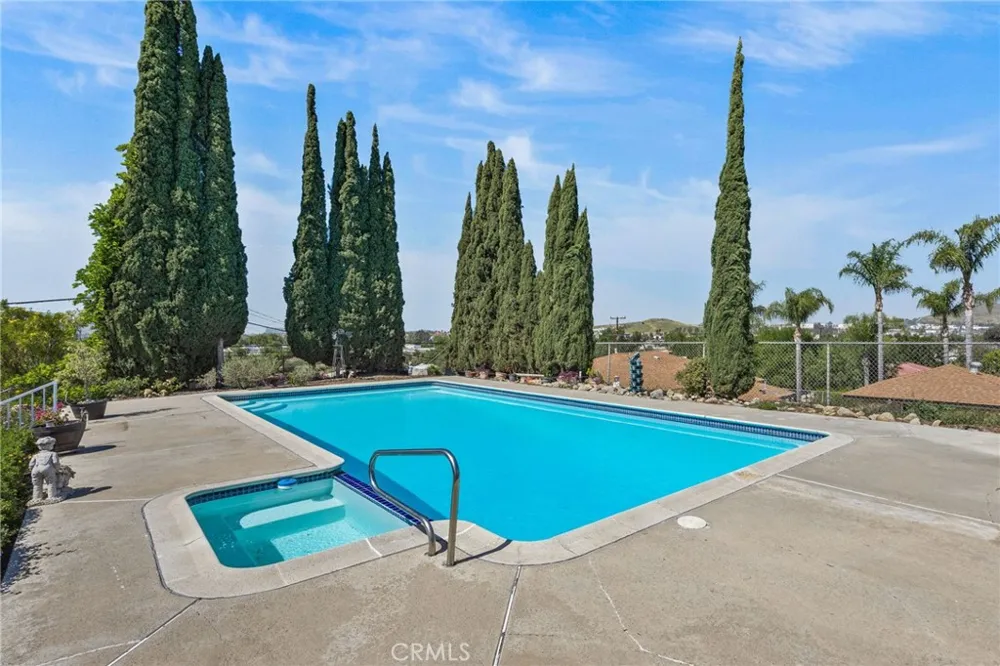 1951 Valley View Avenue