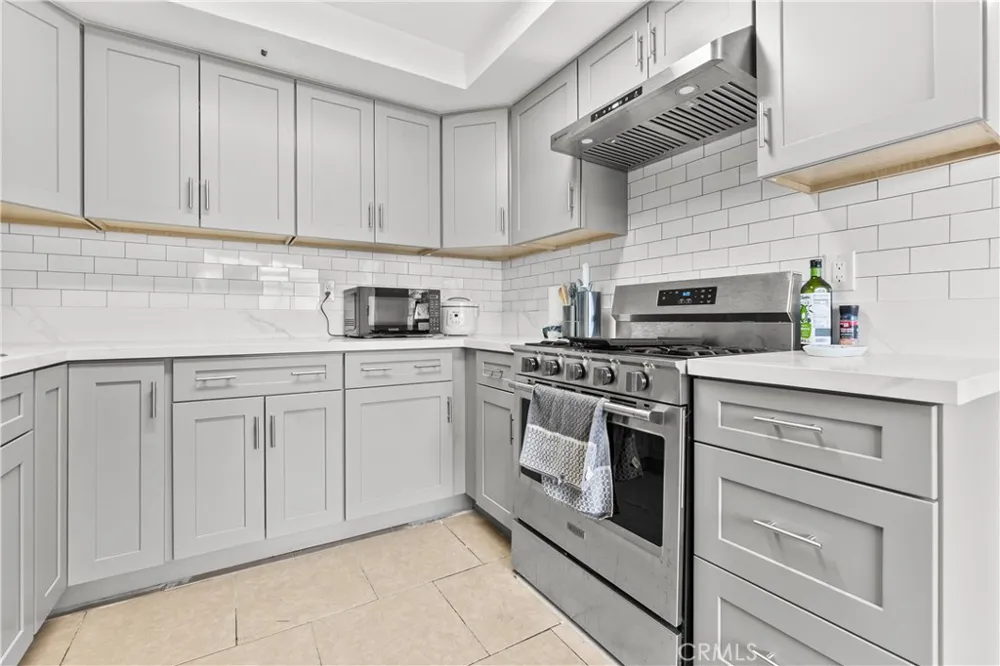 3702 W 126th Hawthorne, CA 90250