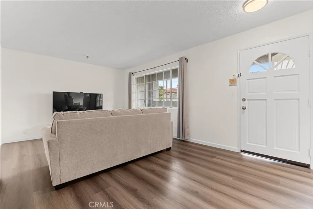 3702 W 126th Hawthorne, CA 90250