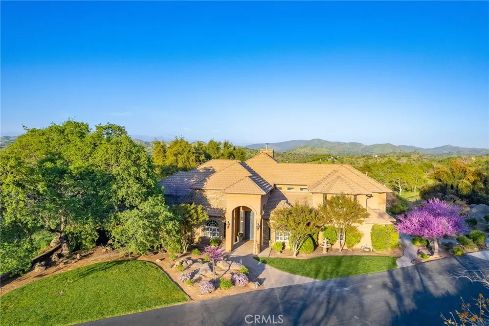 16115 Deer Path Clovis, CA 93619