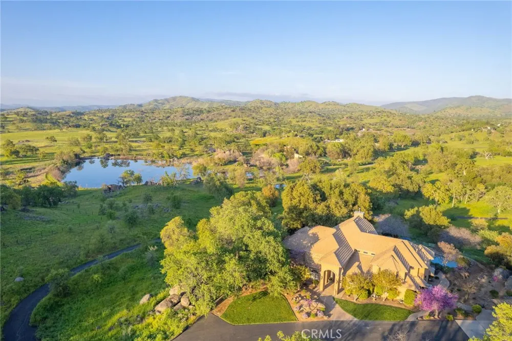 16115 Deer Path Clovis, CA 93619