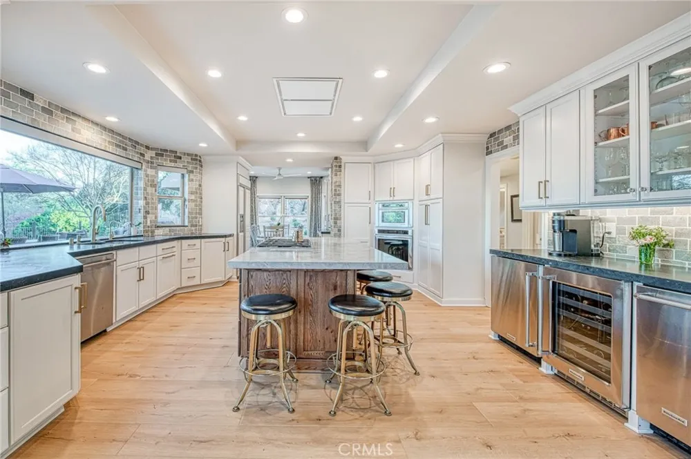 16115 Deer Path Clovis, CA 93619