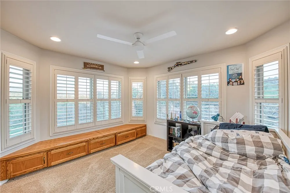 16115 Deer Path Clovis, CA 93619