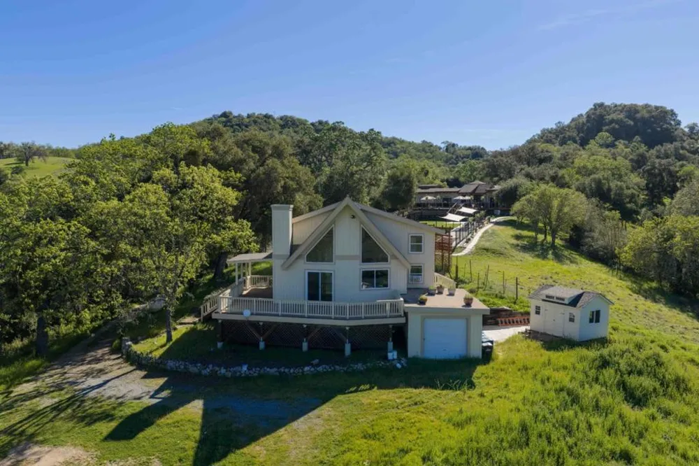 20510 Cachagua Road Carmel Valley, CA 93924