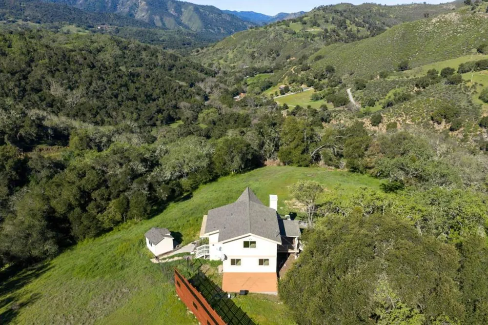 20510 Cachagua Road Carmel Valley, CA 93924