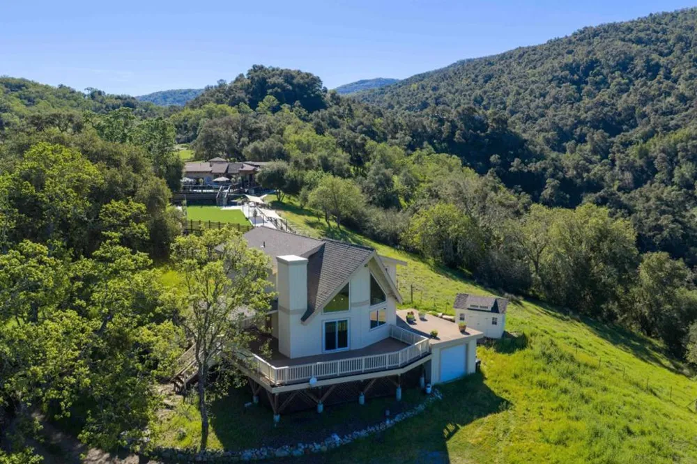 20510 Cachagua Road Carmel Valley, CA 93924