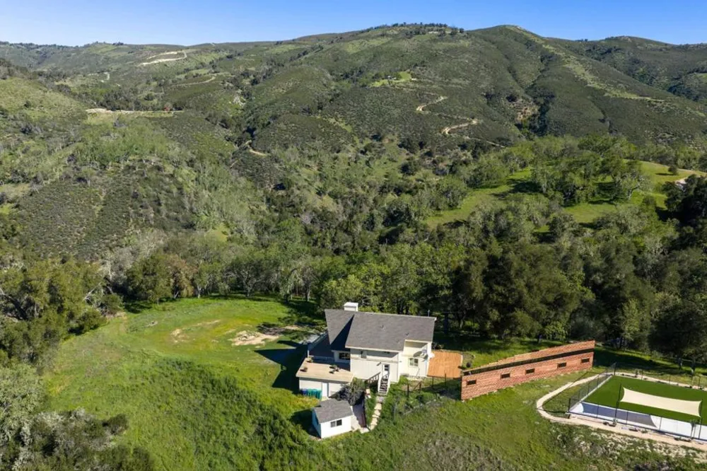20510 Cachagua Road Carmel Valley, CA 93924