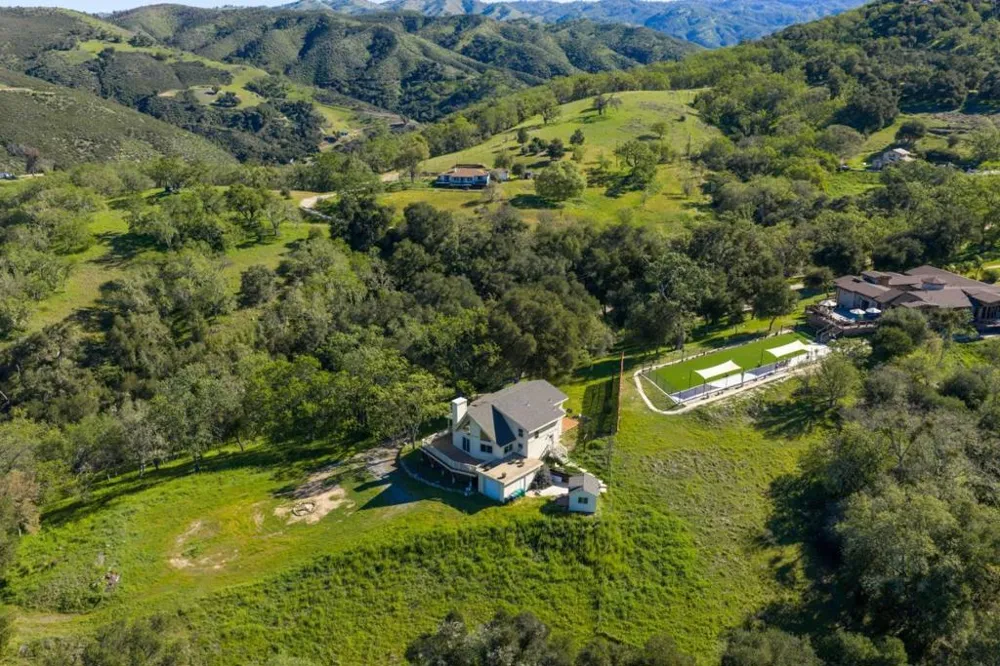 20510 Cachagua Road Carmel Valley, CA 93924