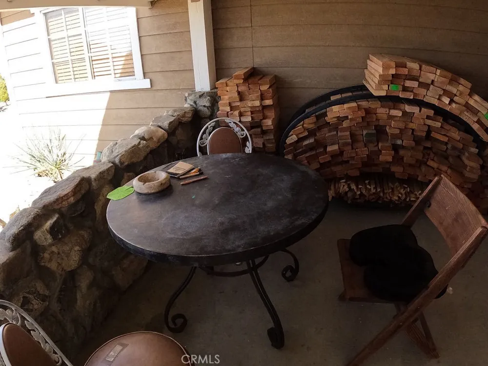 30000 Buchannon Ranch Road Llano, CA 93544