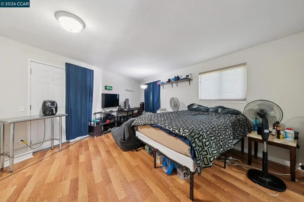 66 Bridge Rd Novato, CA 94945
