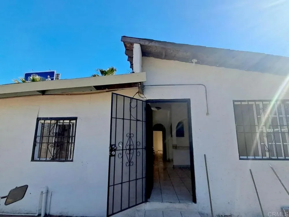 Colonia Echeverria Rosarito Rosarito, BC 22703