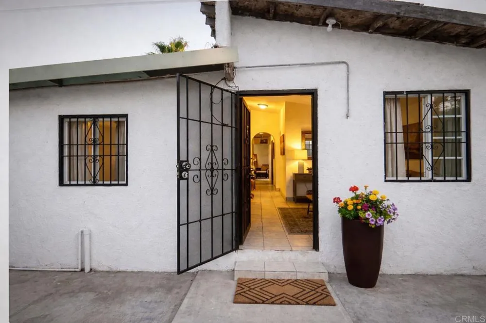 Colonia Echeverria Rosarito Rosarito, BC 22703