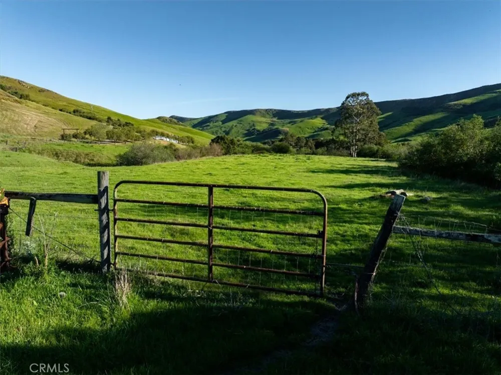 1677 Rising Star Place Cayucos, CA 93430