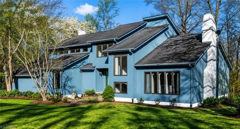 8204 Willow Glen Trail