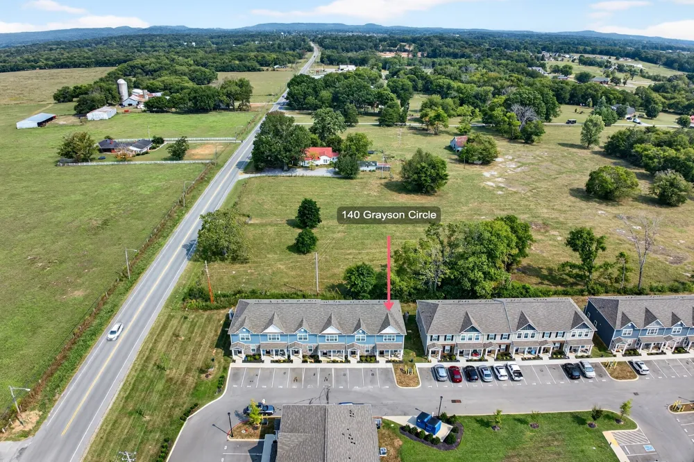 140 Grayson Cir Chapel Hill, TN 37034