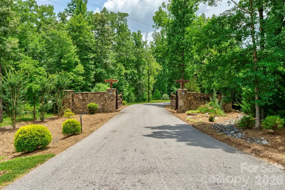 25 Linville View Drive #8 Nebo, NC 28761