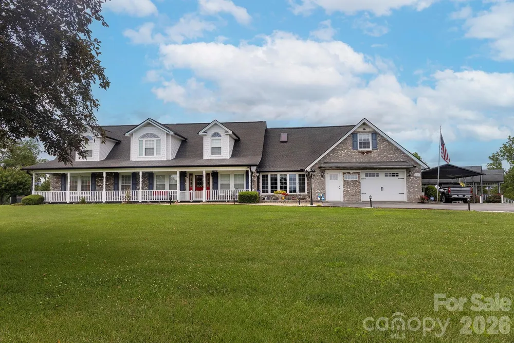 727 Jenkins Valley Road Alexander, NC 28701