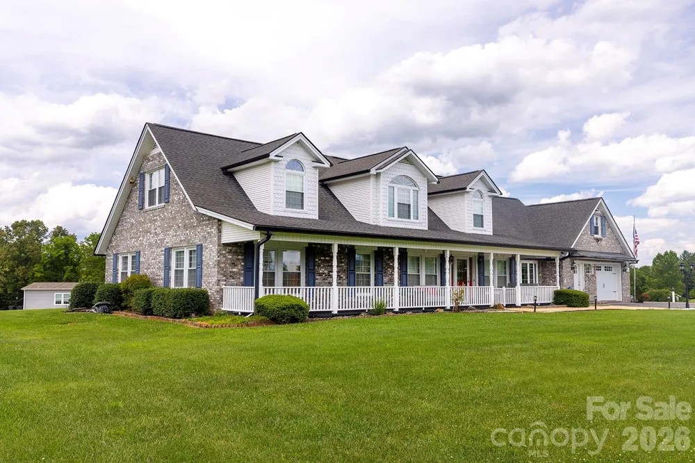 727 Jenkins Valley Road Alexander, NC 28701