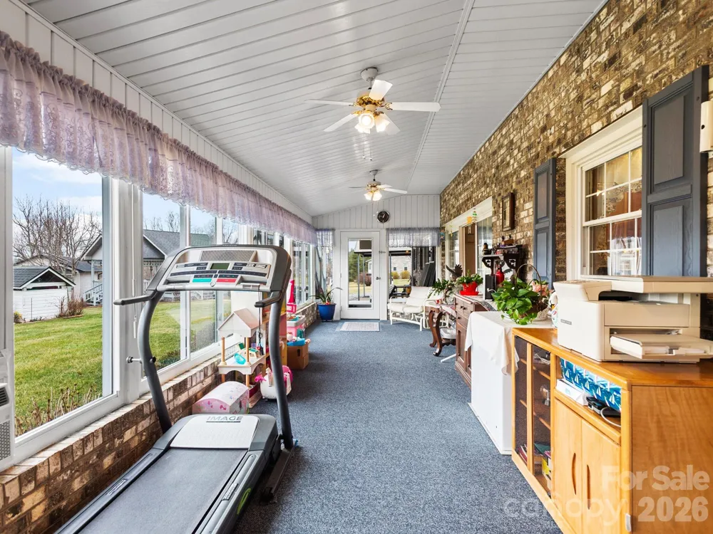 727 Jenkins Valley Road Alexander, NC 28701