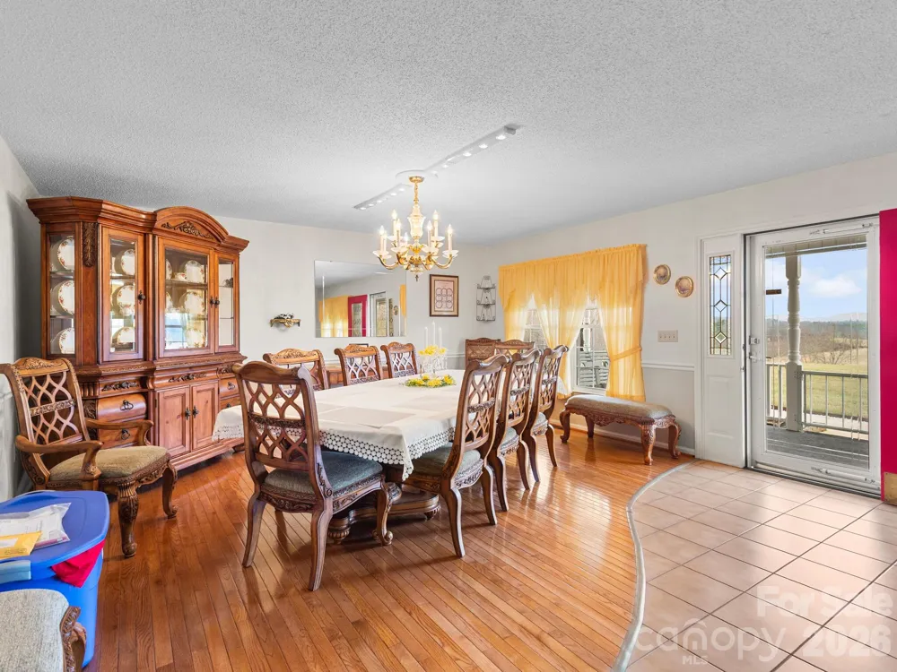 727 Jenkins Valley Road Alexander, NC 28701