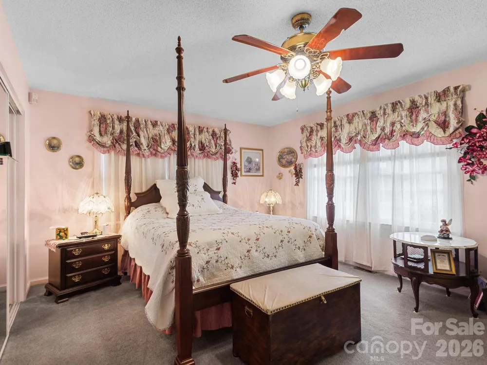 727 Jenkins Valley Road Alexander, NC 28701