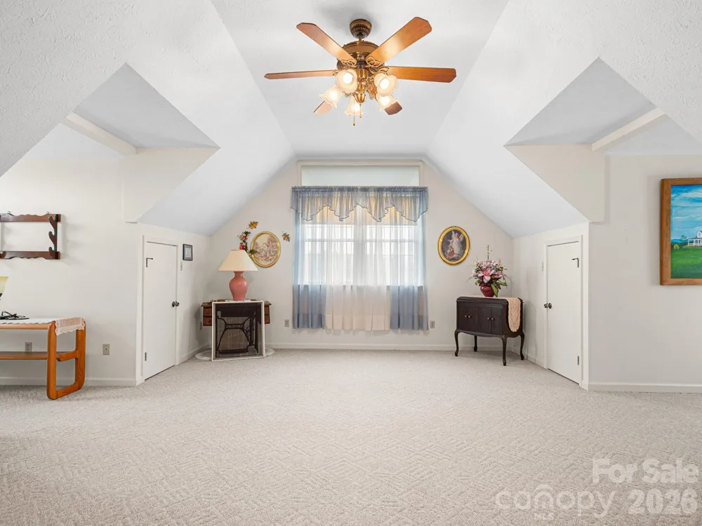 727 Jenkins Valley Road Alexander, NC 28701