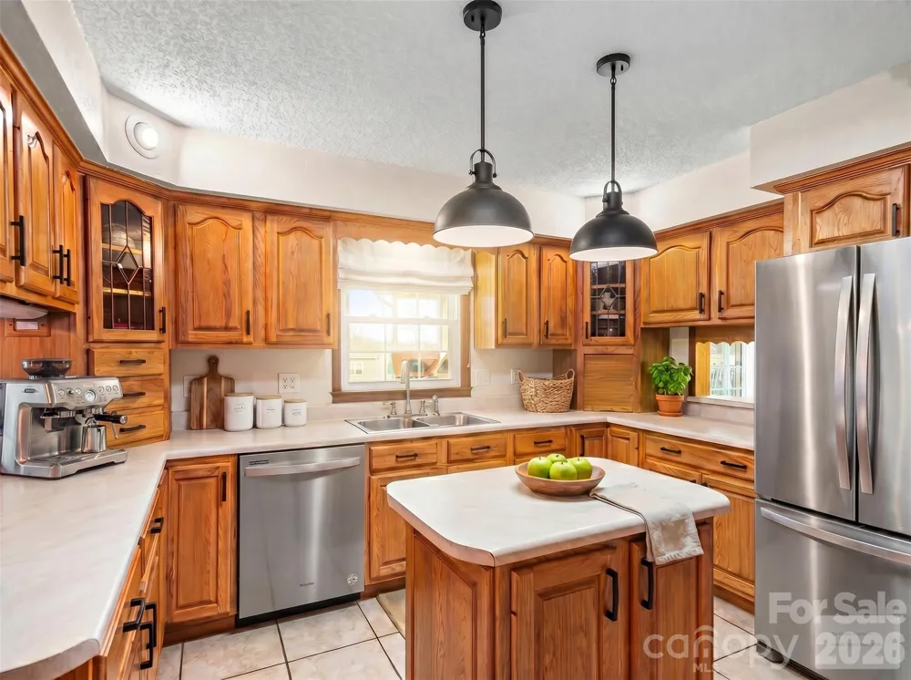 727 Jenkins Valley Road Alexander, NC 28701