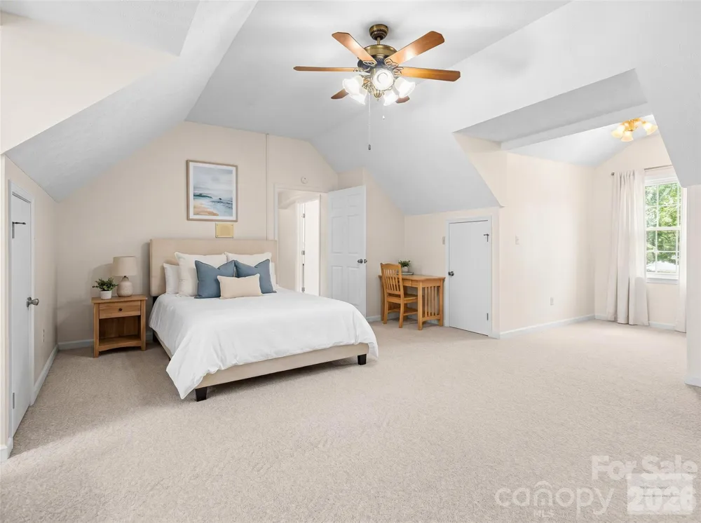 727 Jenkins Valley Road Alexander, NC 28701