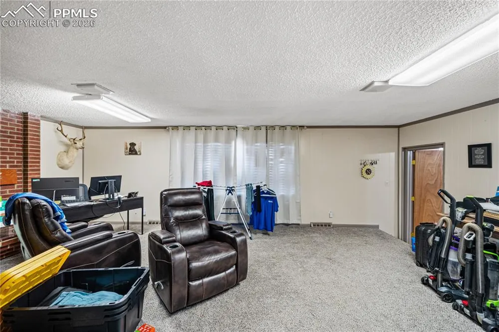 302 Meade Avenue Pueblo, CO 81001