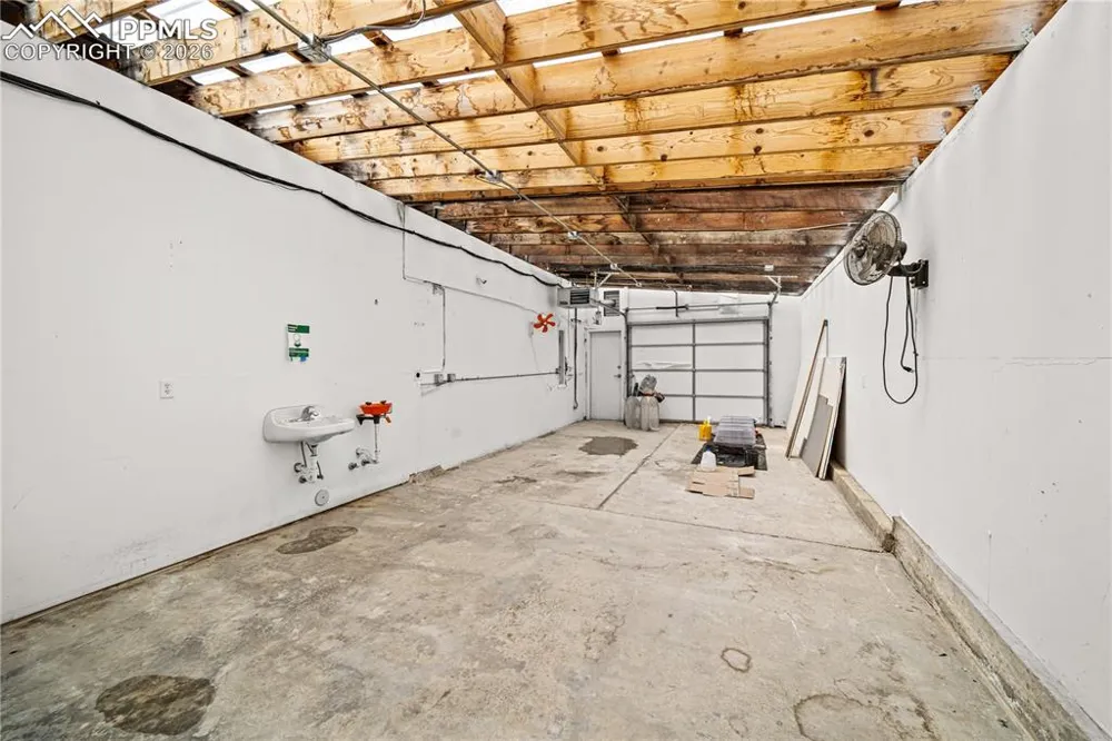 302 Meade Avenue Pueblo, CO 81001