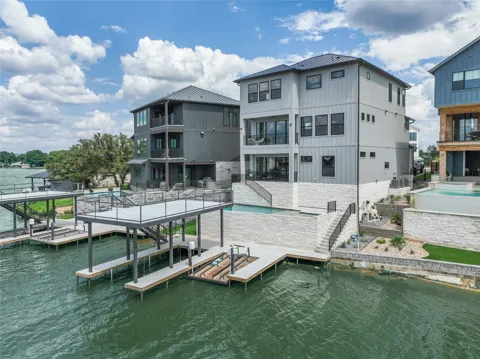 171 Pointview Drive
