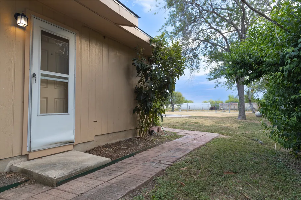 1430 State Highway 46 S New Braunfels, TX 78130