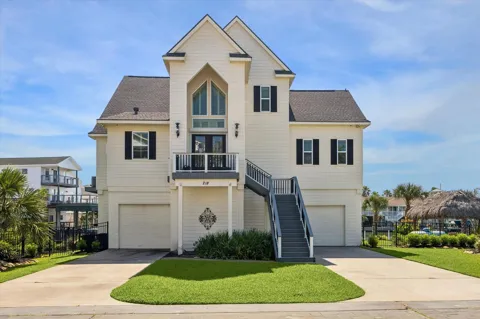 218 Catamaran Drive