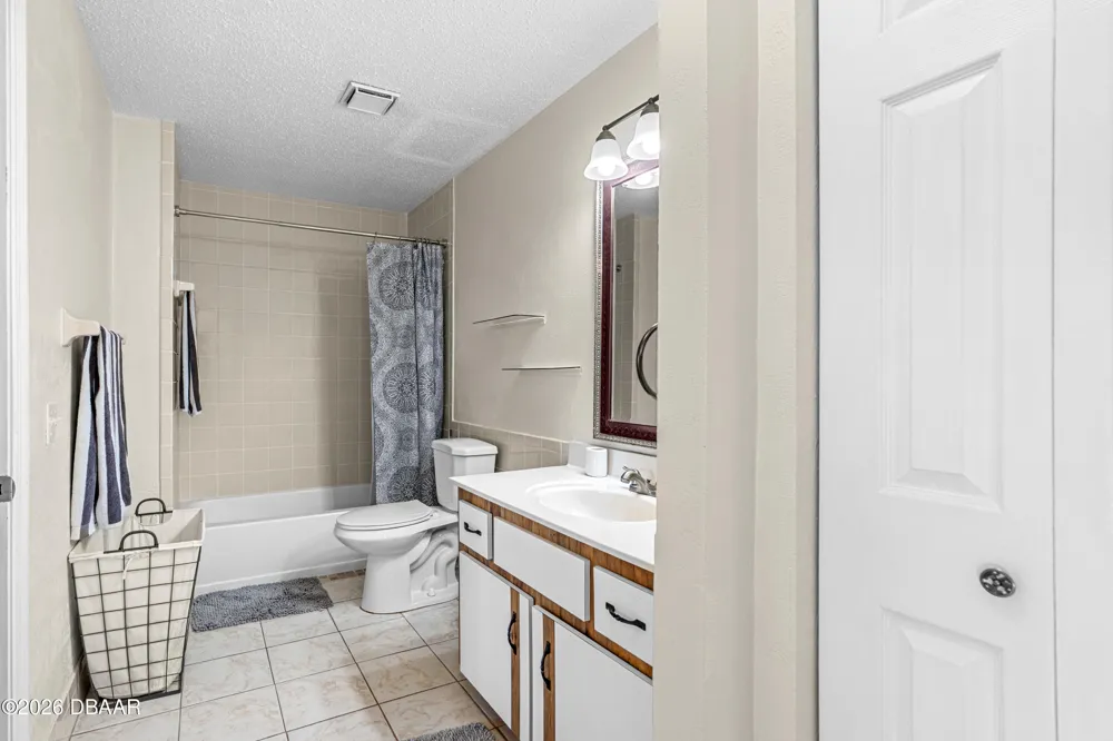 910 Big Tree Road #203 South Daytona, FL 32119