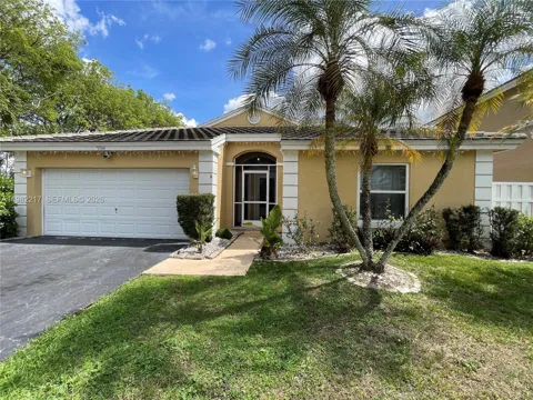 5544 NW 54th Cir