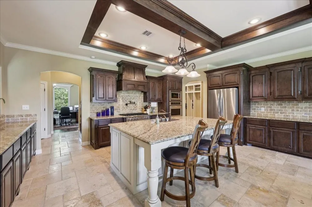 404 Birch View Drive Lumberton, TX 77657