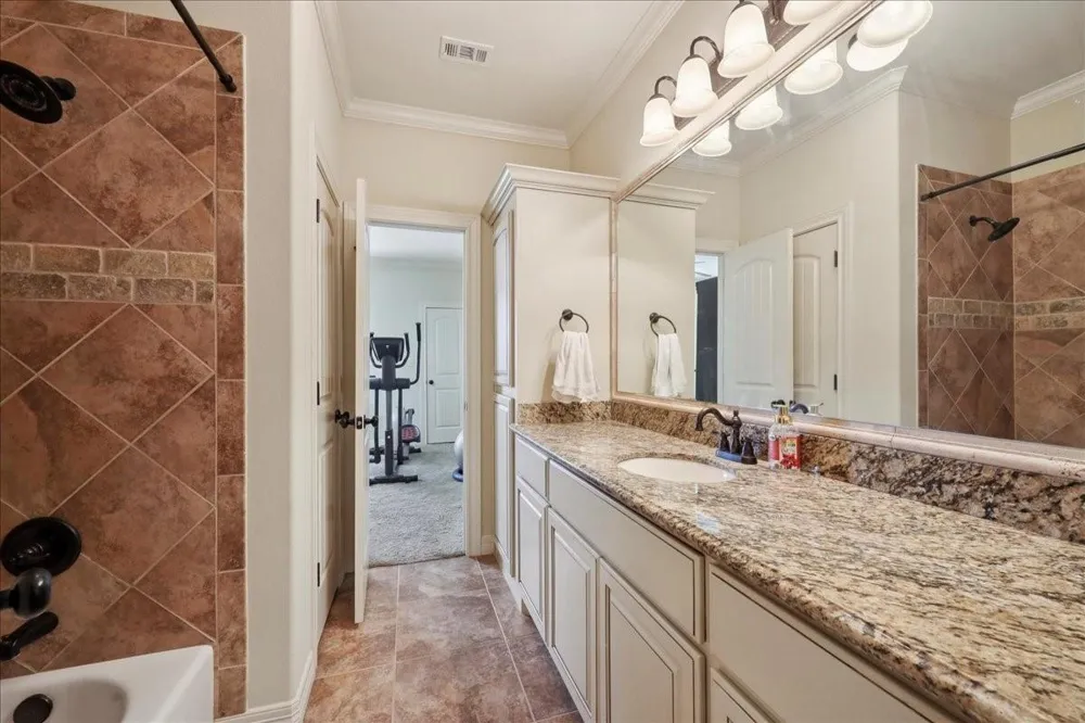 404 Birch View Drive Lumberton, TX 77657