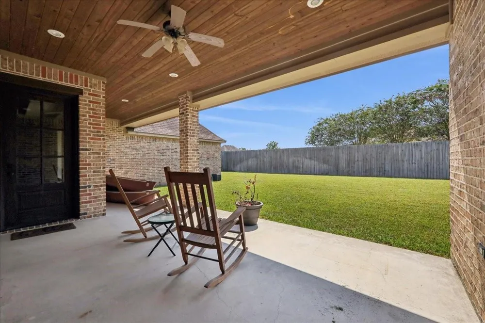 404 Birch View Drive Lumberton, TX 77657