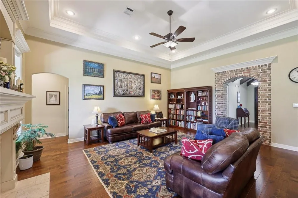 404 Birch View Drive Lumberton, TX 77657