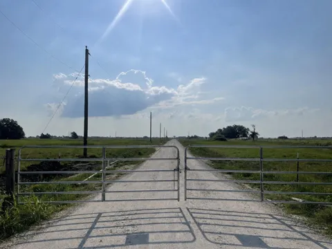 2 County Road 463