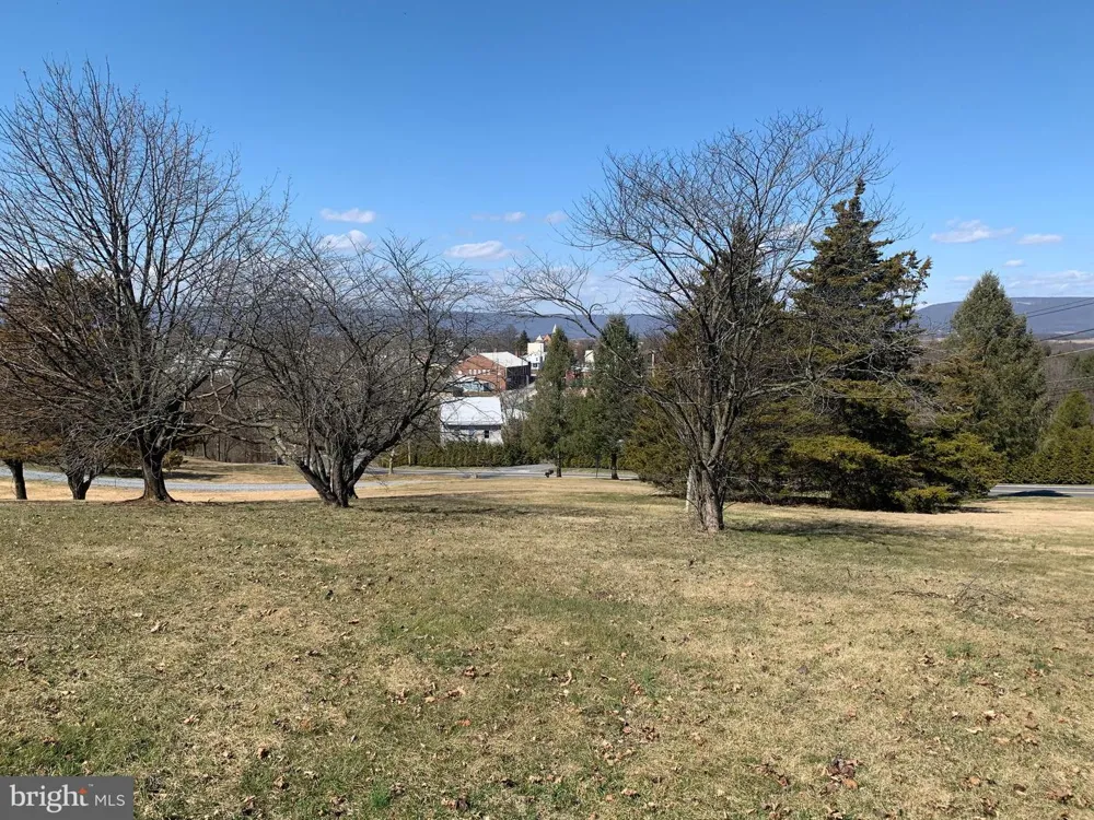 120 S HIGH STREET Newville, PA 17241