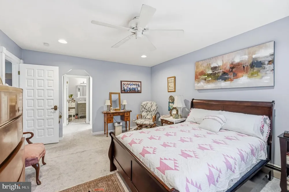 171 CENTURA Cherry Hill, NJ 08003