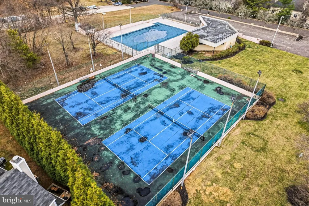 171 CENTURA Cherry Hill, NJ 08003
