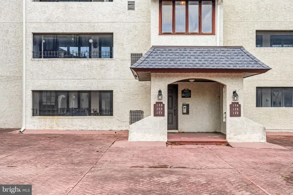 171 CENTURA Cherry Hill, NJ 08003