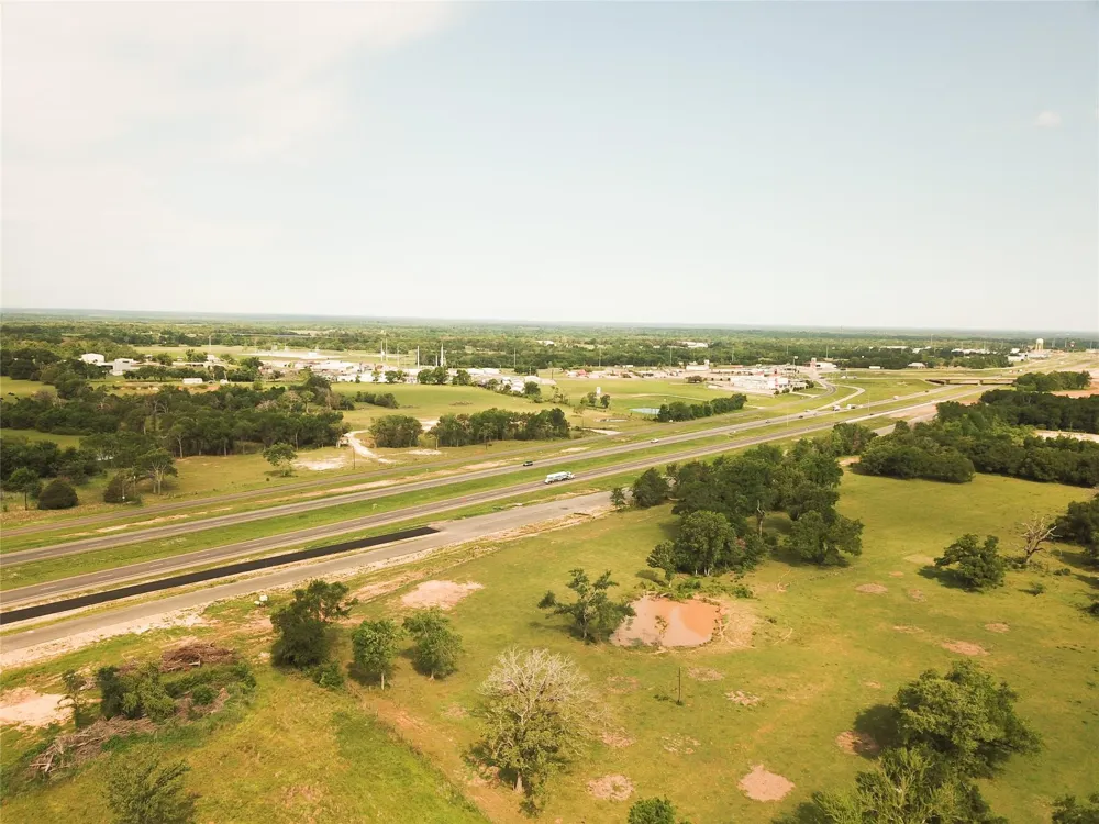 Ih 45 Fairfield, TX 75840